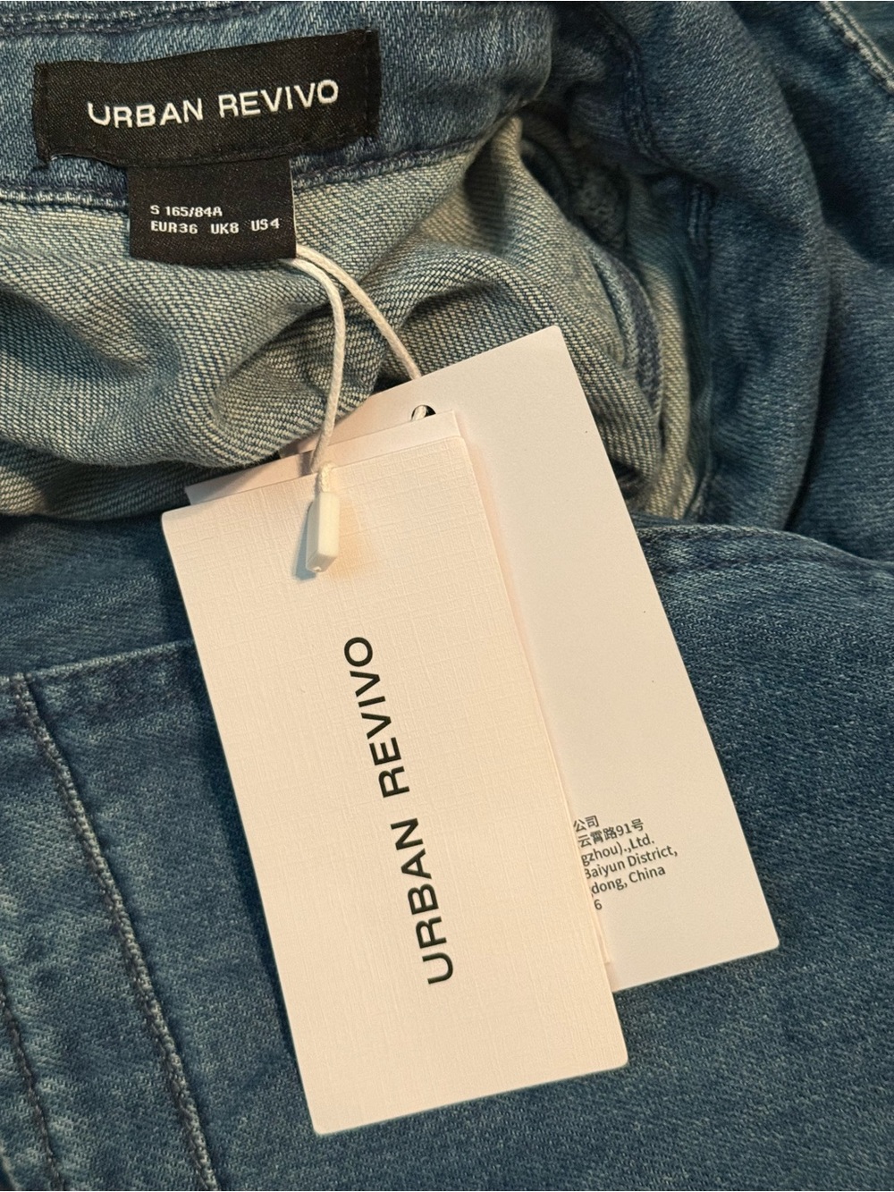 Sleeveless Ombre Denim Dress - Picture 5 of 6